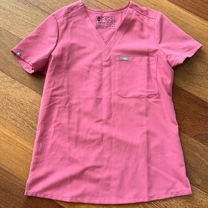 mauve catarina one-pocket scrub top